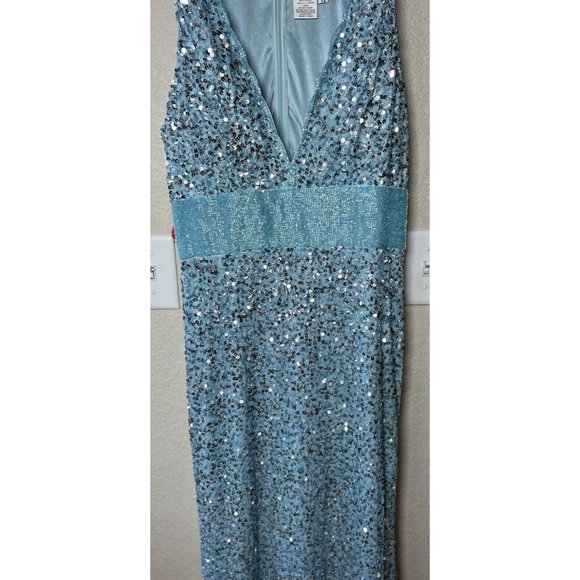 MAC DUGGAL 4930